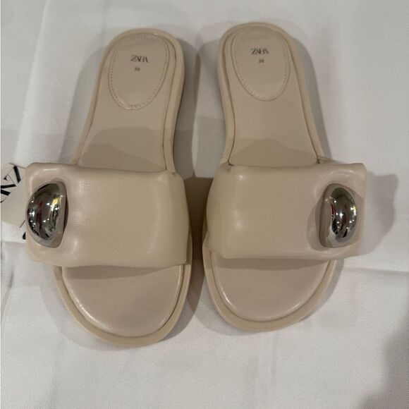 ZARA EMBELLISHED PUFFER SLIDE CREAM LEATHER SANDALS EU 38 / US 7.5 - Picture 3 of 11